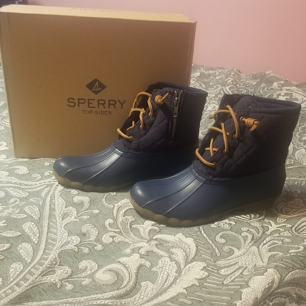 New in Box Sperry Saltwater Quilted Duck Boot NWT